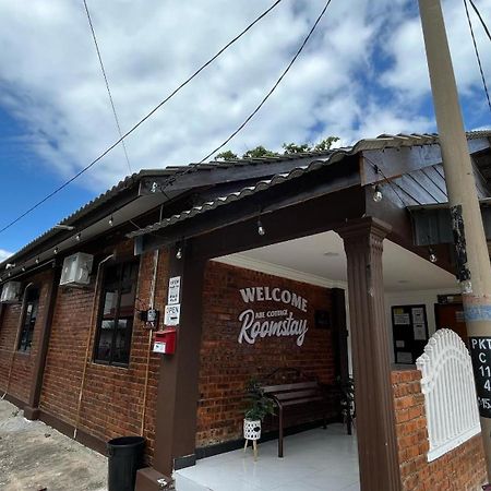Roomstay By Abe Cottage Kampung Kuala Besut Eksteriør bilde